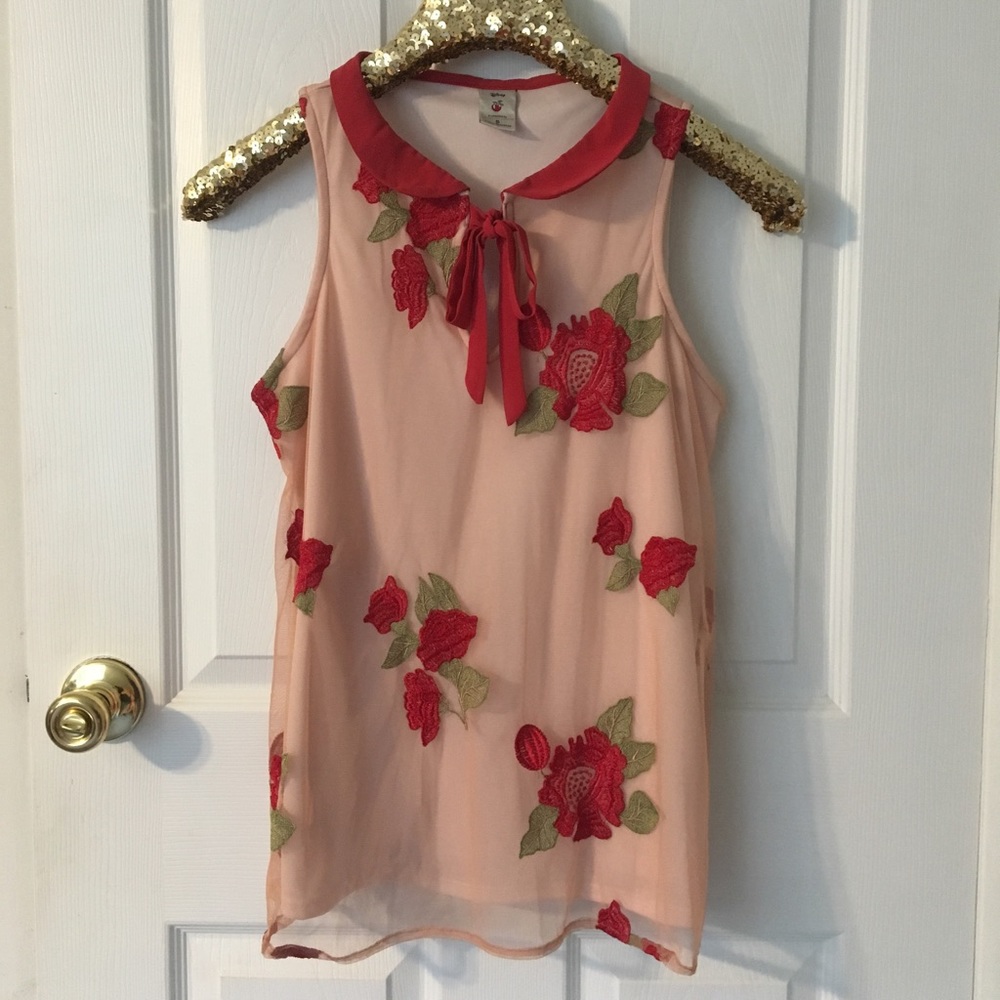 LC Lauren Conrad Disney Collection Blush Rose Top